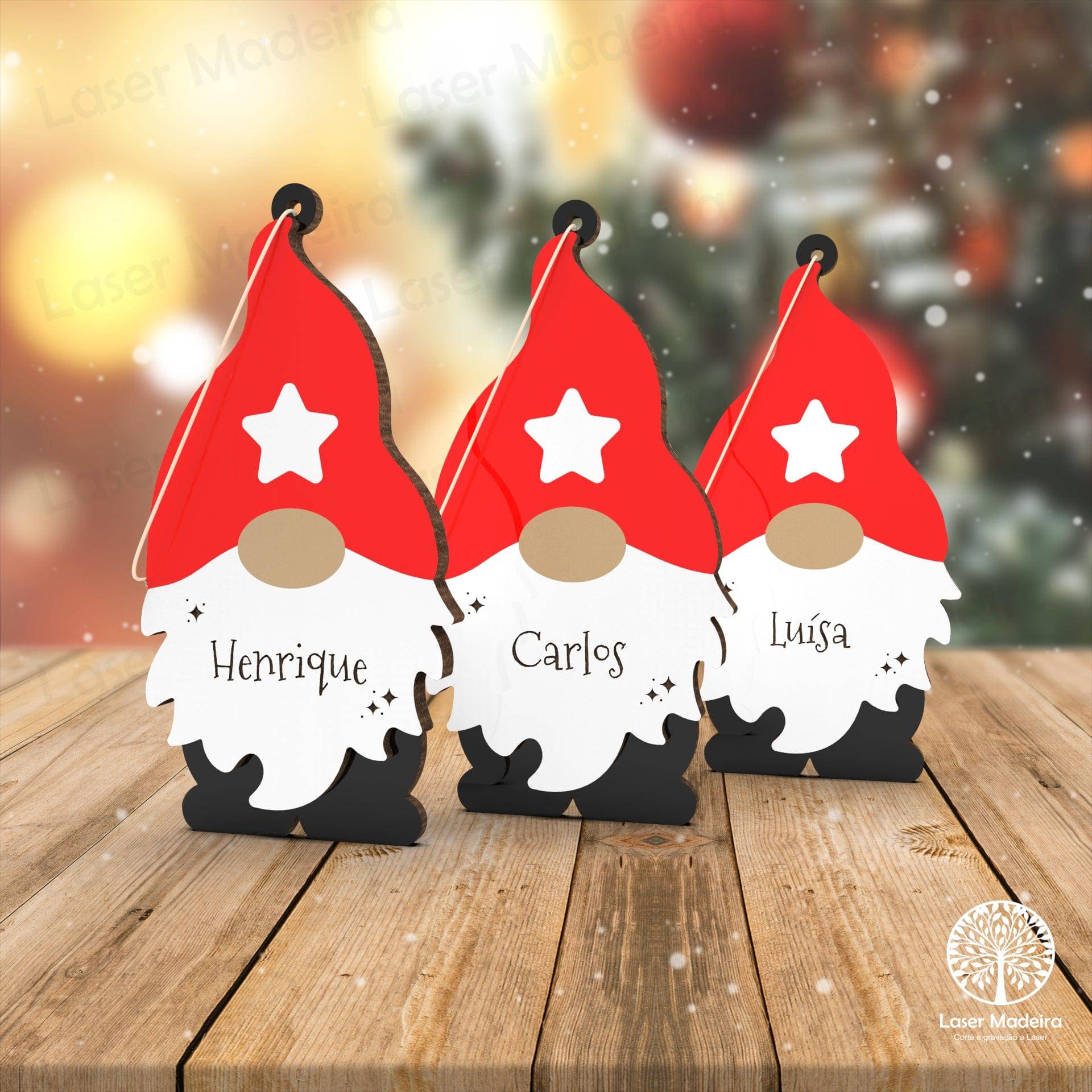 Enfeite de Natal Gnomo Personalizado com nome - Bola de MDF Personalizada - Laser Madeira